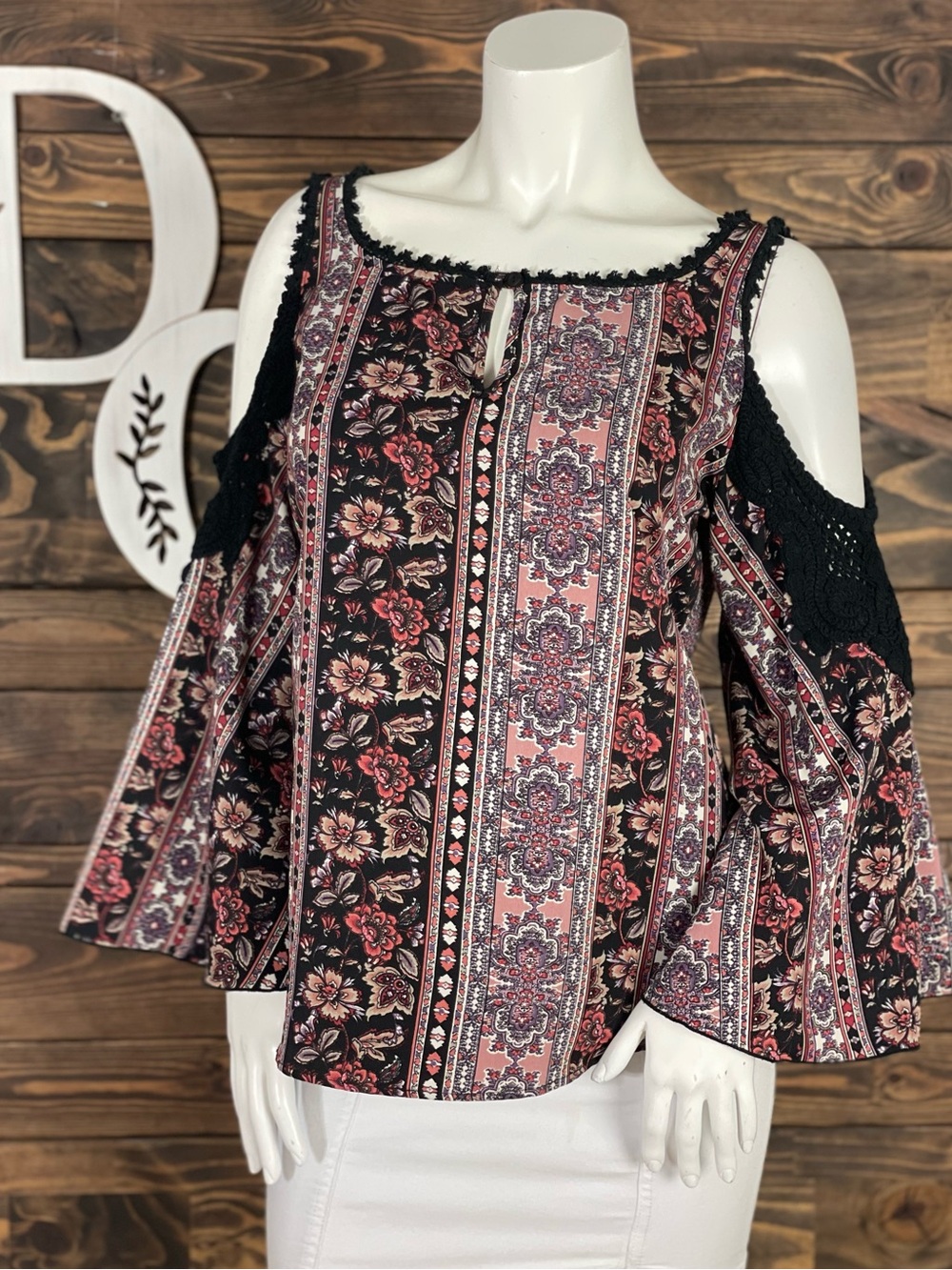 Nikki Erin | Floral Cold-Shoulder Boho Top in Black and Dusty Rose Crochet Lace